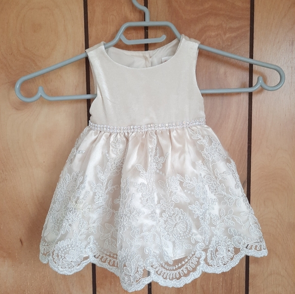 Sweet Heart Rose Cream Formal Occasion Dress - Picture 2 of 8